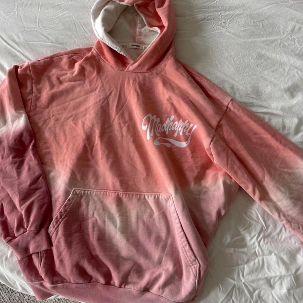 Madhappy sweatshirt hoodie
Size medium 
Preppy